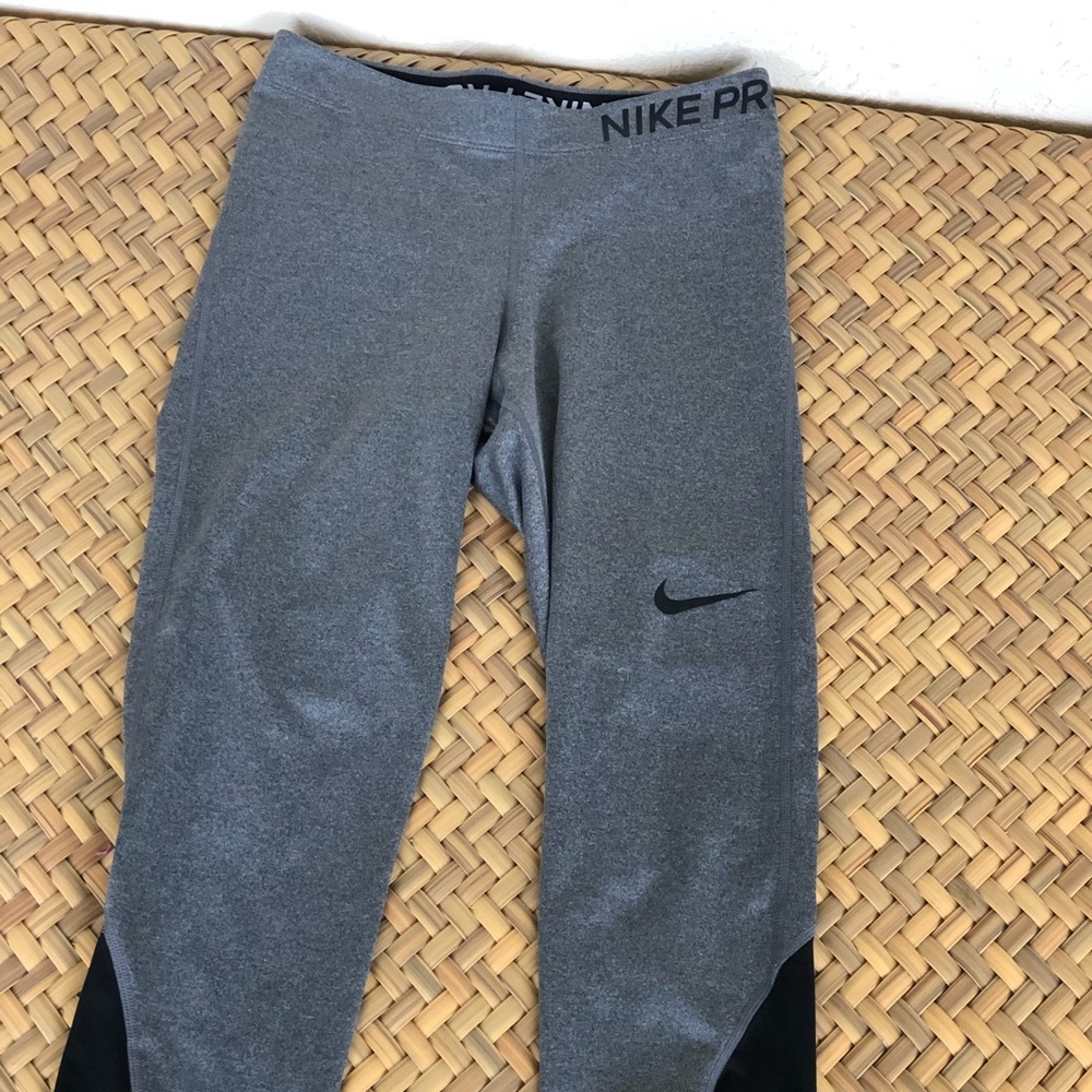 Nike Pro leggings